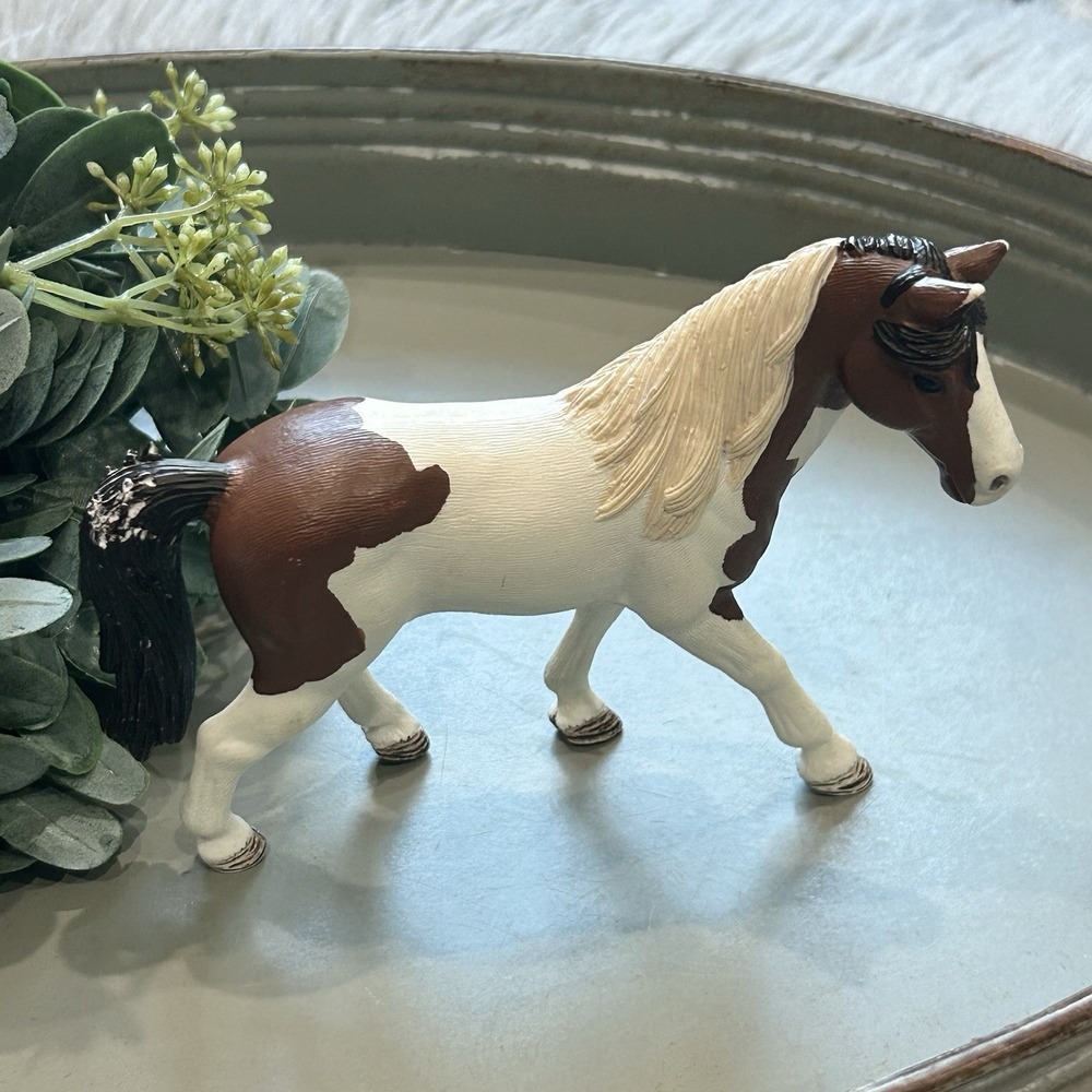 Schleich 2016 Hanna's Tennessee Walker Mare Horse Action Figure 5"